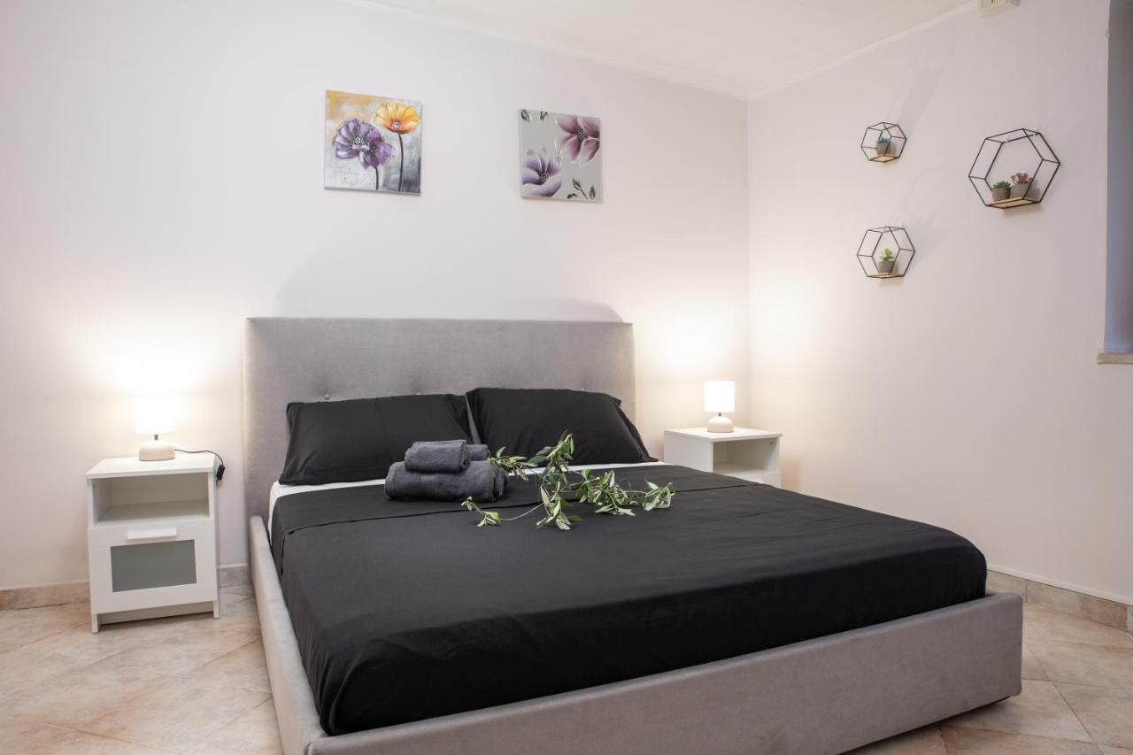 Suite Gli Ulivi Colonna Ngoại thất bức ảnh