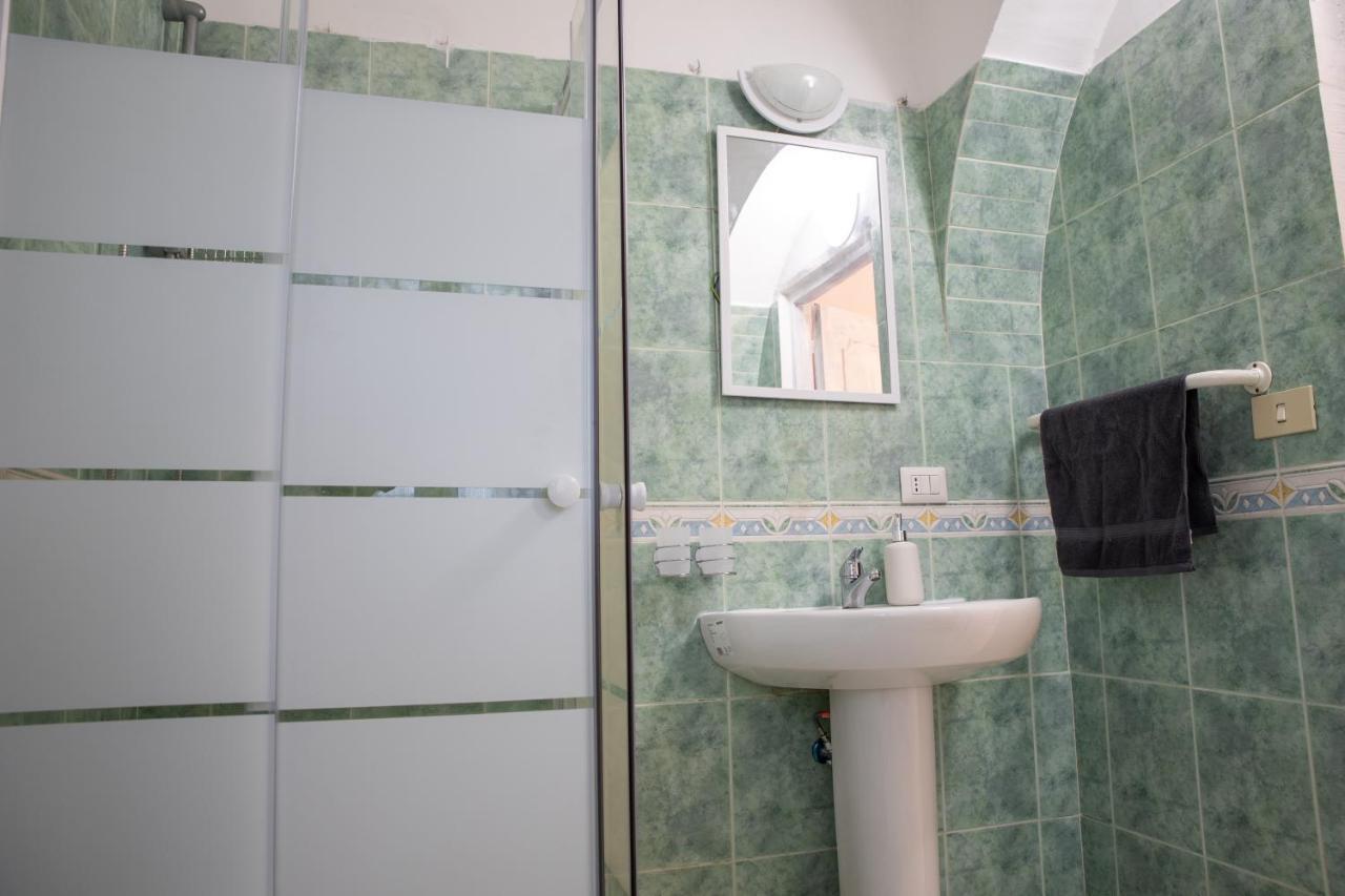 Suite Gli Ulivi Colonna Ngoại thất bức ảnh